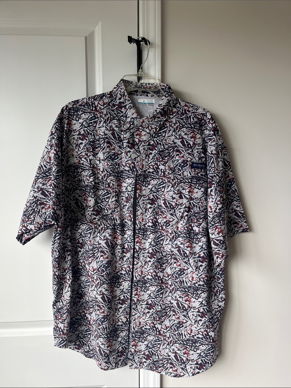 Columbia Men’s Short-Sleeve Printed Fishing Shirt - White/Navy/Red